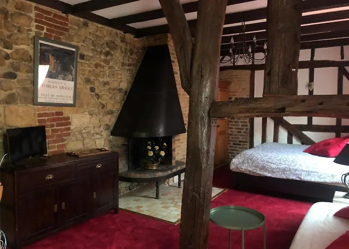 Tim's Secret Place Apartment *